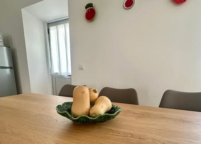 別荘 Casal Do Pequeno