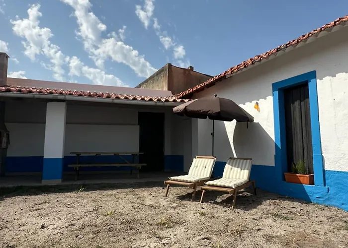 別荘 Casal Do Pequeno