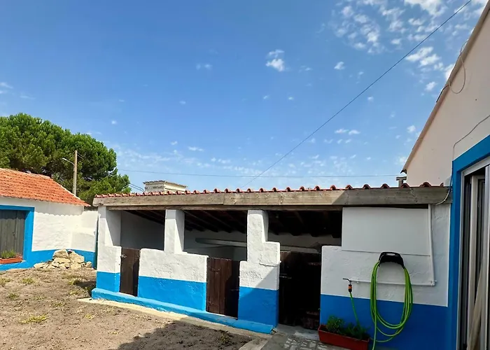 Casal Do Pequeno アルコバサ